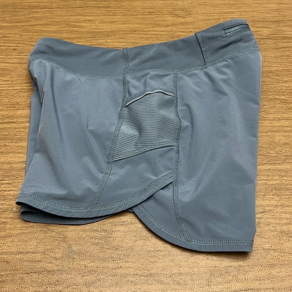 4 for $20 Athleta Girl gray shorts size 14 - Picture 3 of 7